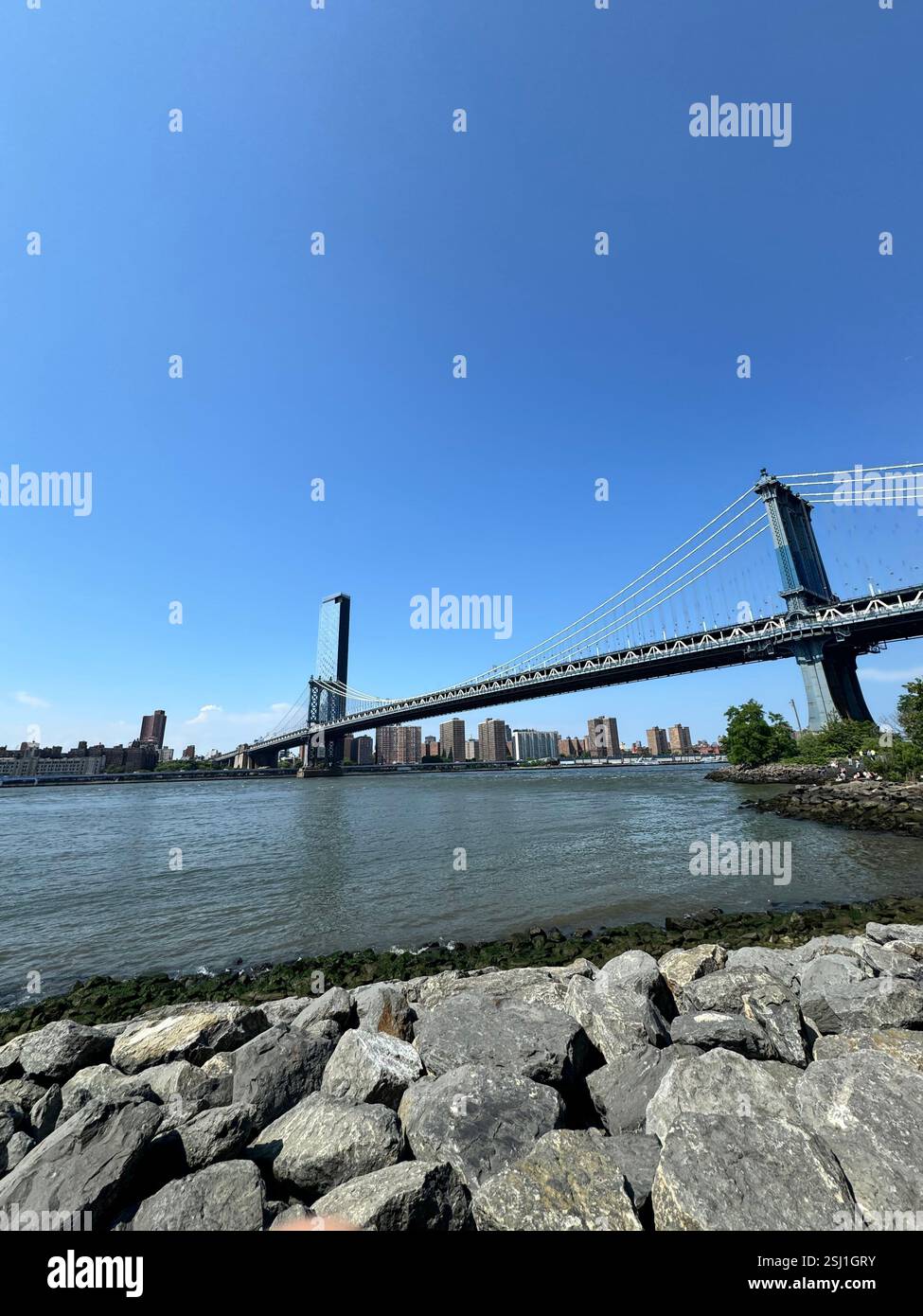 Manhattan Bridge wiew - Smartphone-aufgenommenes Stockfoto