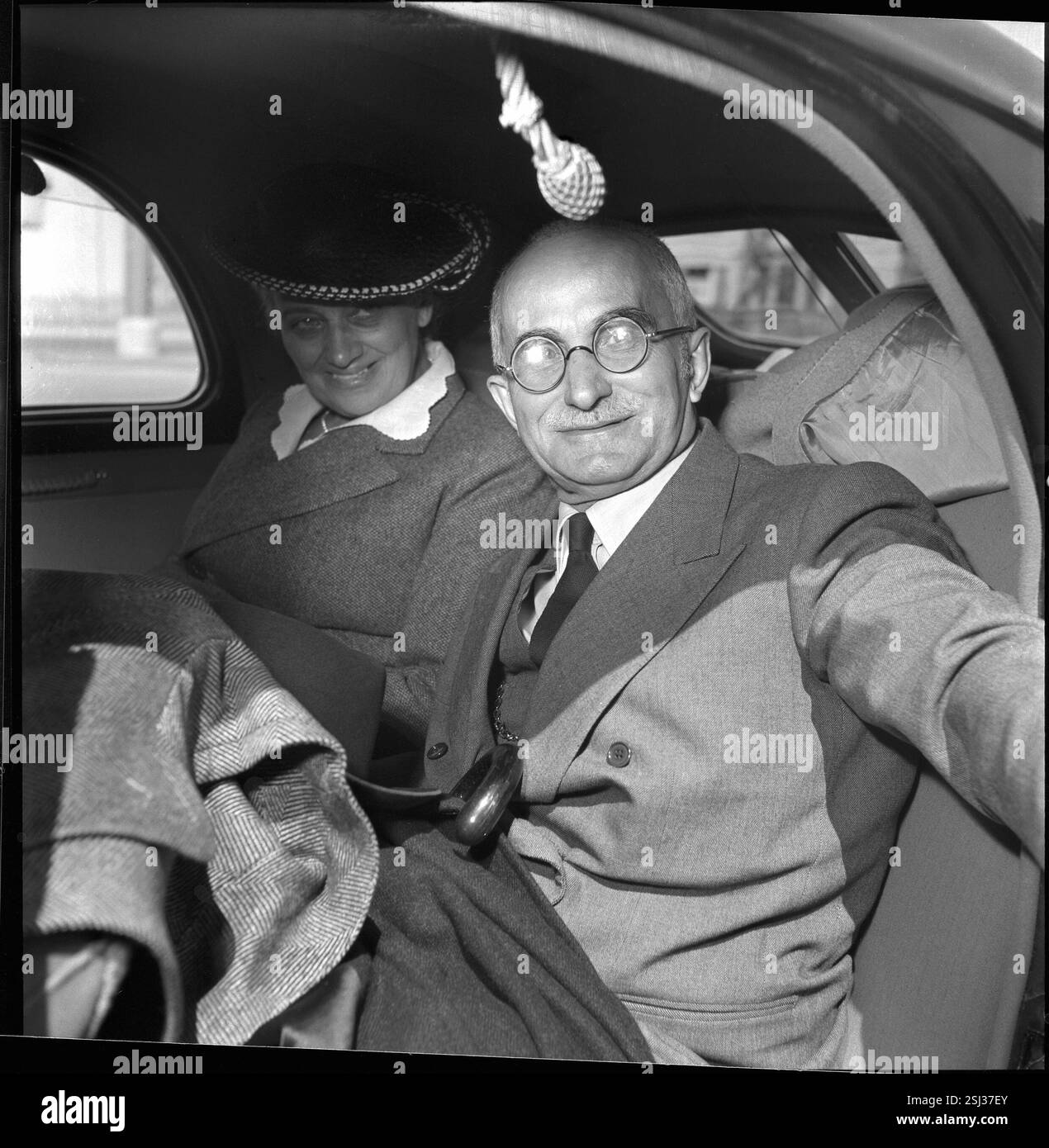 --- Luigi Einaudi mit seiner Ehefrau Ida Einaudi#Luigi Einaudi mit seiner Frau Ida Einaudi Stockfoto