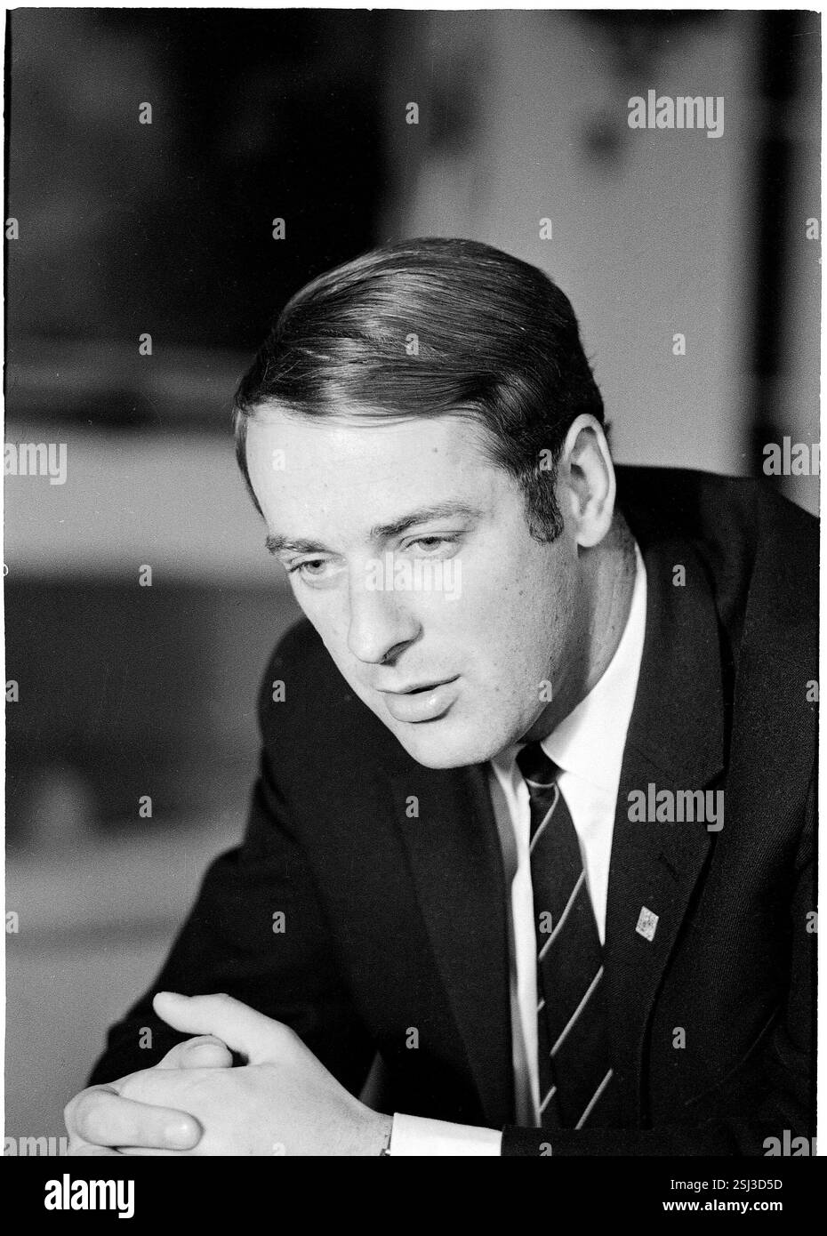 Adolf Ogi, Direktor des Schweizerischen Ski-Verbandes#Adolf Ogi, Geschäftsführer Swiss Ski Stockfoto