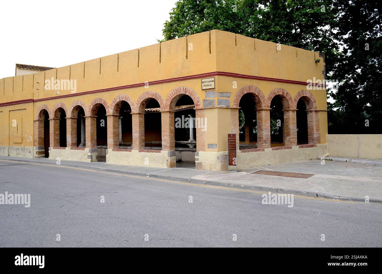 Castelló d'Empúries, Rentador (alte Wäscherei). Alt Empordà, Girona, Katalonien, Spanien. Stockfoto