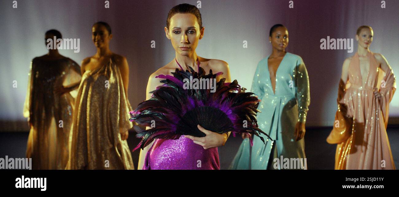 Halston 2021TV Serie USA Regie: Daniel Minahan Staffel 1, Folge 2: Versailles Rebecca Dayan Stockfoto