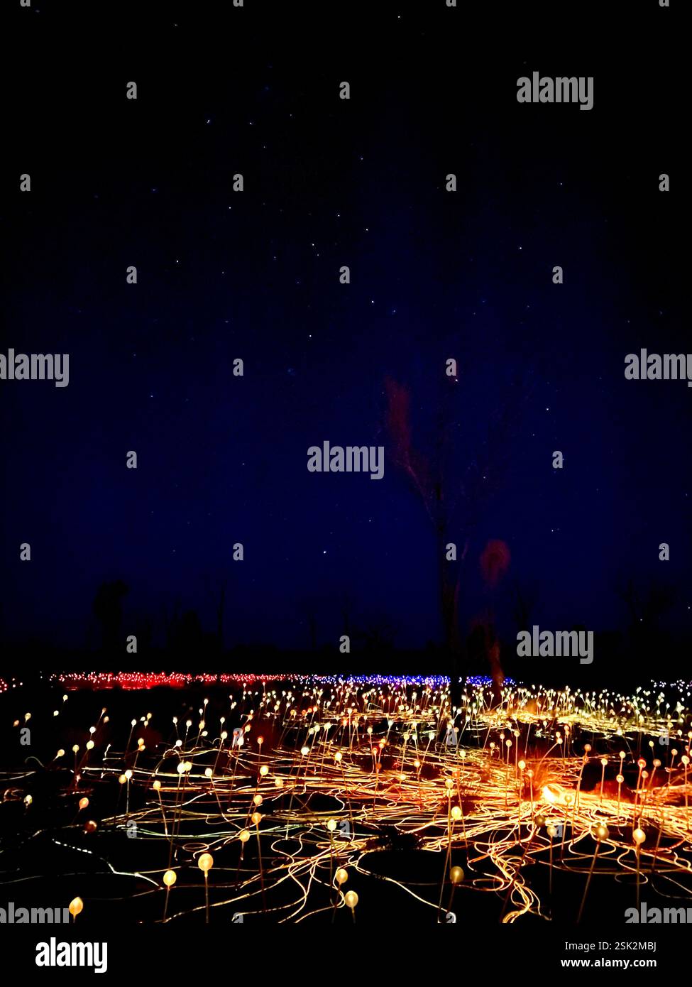 Uluru, NT, Australien - Smartphone-aufgenommenes Stockfoto