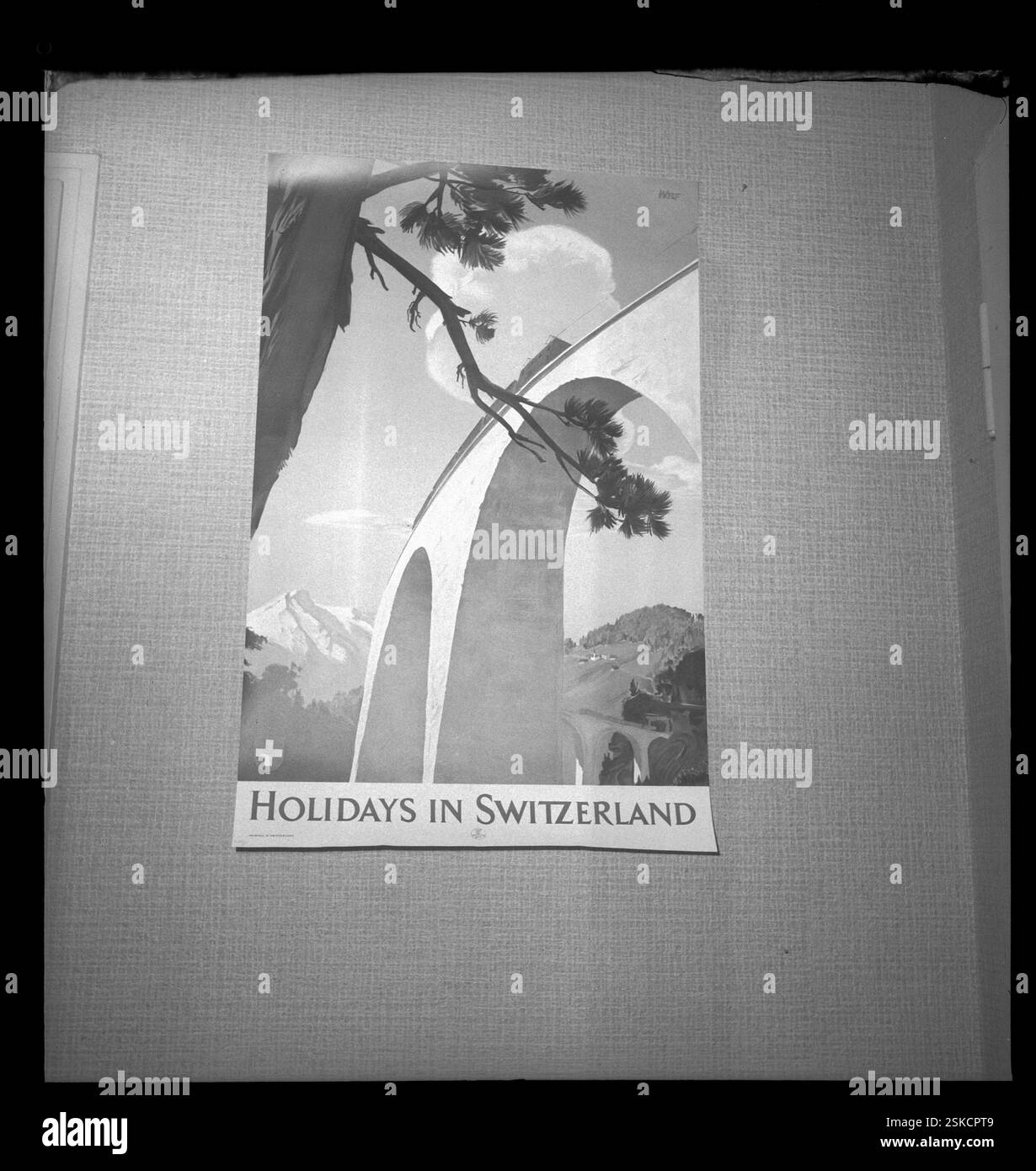 --- Plakat eines Schweizer Grafikers gewinnt den Internationalen Tourismusplakatwettbewerb 1952#Poster von Swiss Graphic, Gewinner der internationalen Tourismuswerbung 1952- RDB VON DUKAS Stockfoto