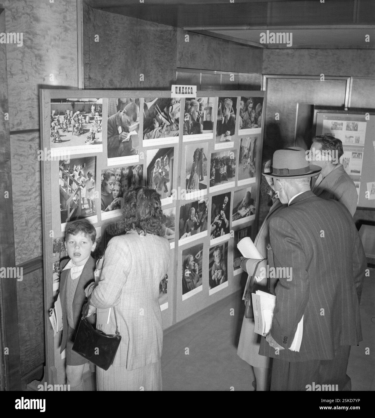 --- Feier zum Tag der Vereinten Nationen, Genf, 1949#Jahrestag der Vereinten Nationen, Genf, 1949- RDB VON DUKAS Stockfoto