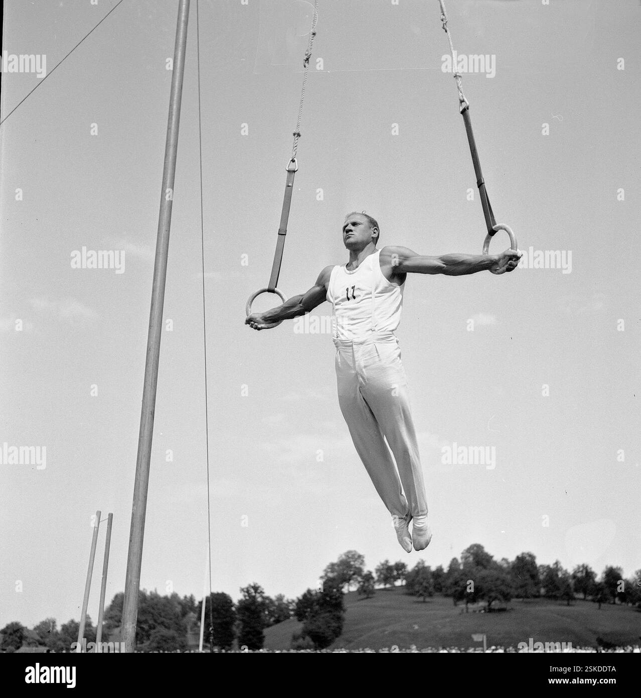Ringe#Ringe-- Meisterschafts- und Gruppenwettkämpfe ETV, Luzern 1949#ETV Meisterschaften und Gruppenwettbewerbe, Luzern 1949- RDB VON DUKAS Stockfoto