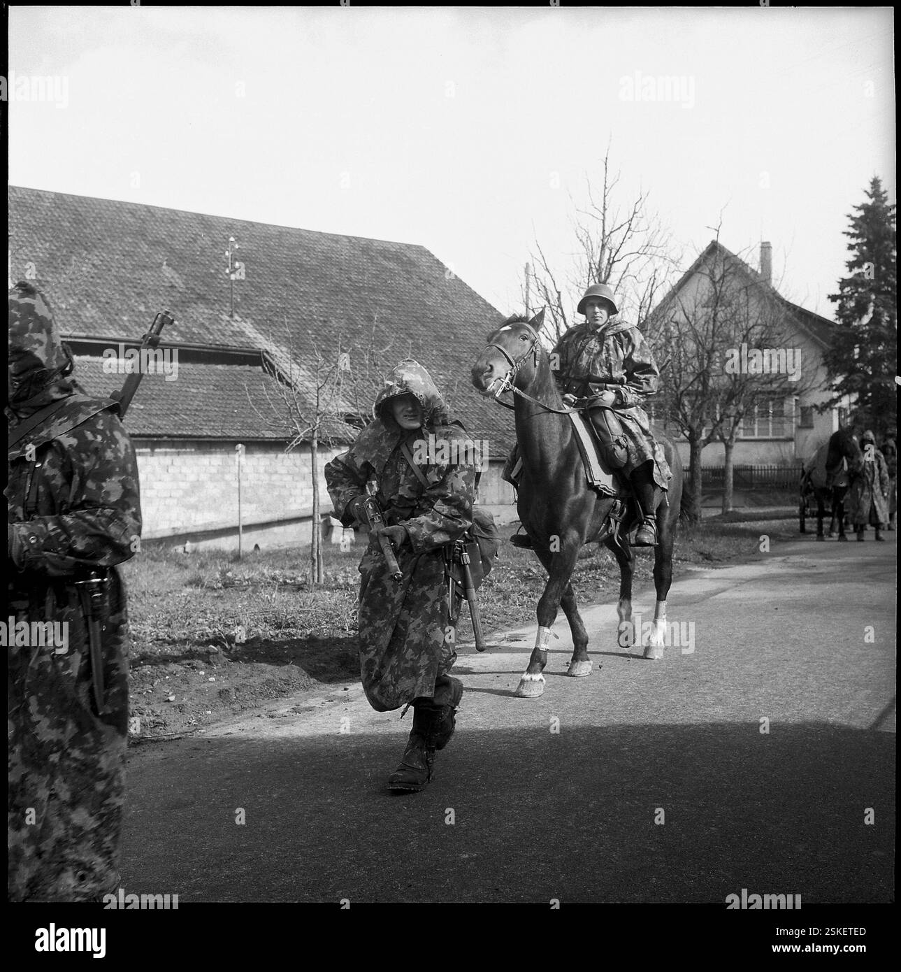--- Manöver des 2. Armeekorps, 1961#Manöver des 2. Armeekorps, 1961- RDB VON DUKAS Stockfoto