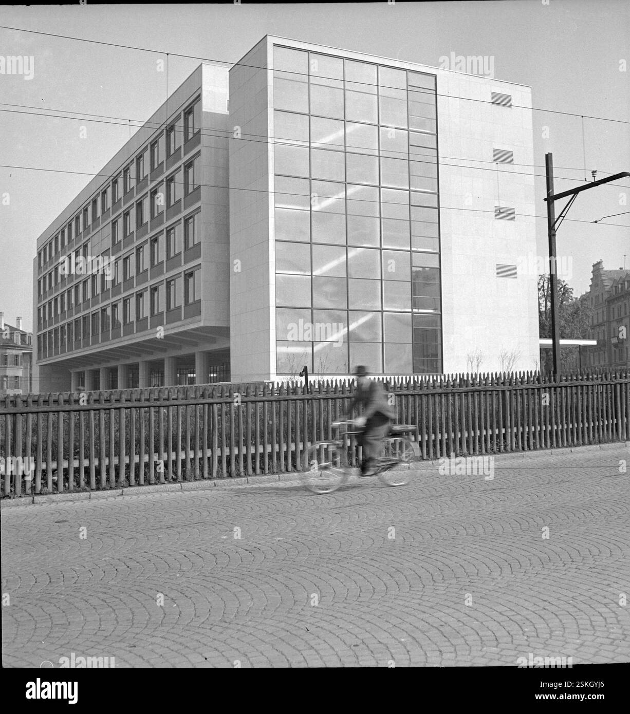 --- neue Gewerbeschule Bern, 1939#neue Gewerbeschule Bern, 1939- RDB VON DUKAS Stockfoto