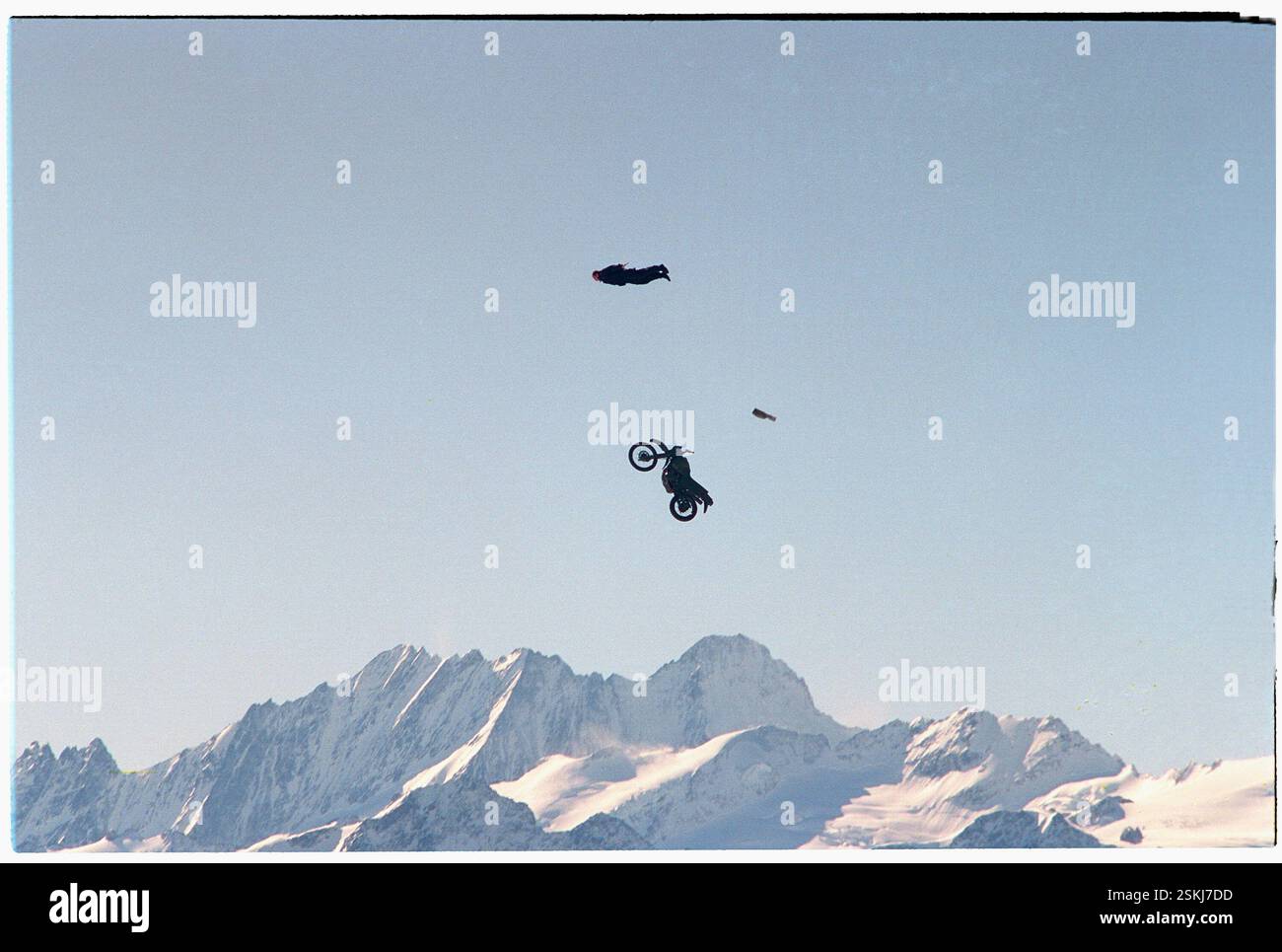 --- Dreharbeiten im Berner Oberland für den Film 'Goldenes Auge' 1995#Dreharbeiten zum 'Goldenen Auge'-Film in den Berner Alpen 1995 Stockfoto