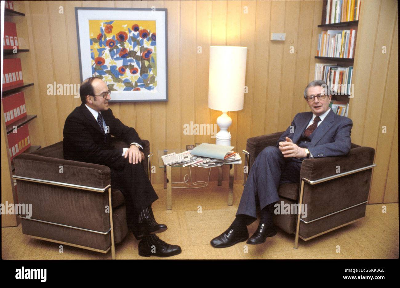 --- Kurt Furgler mit Hans Jochen Vogel im Bundeshaus, 1979#Kurt Furgler mit Hans Jochen Vogel, 1979 Stockfoto