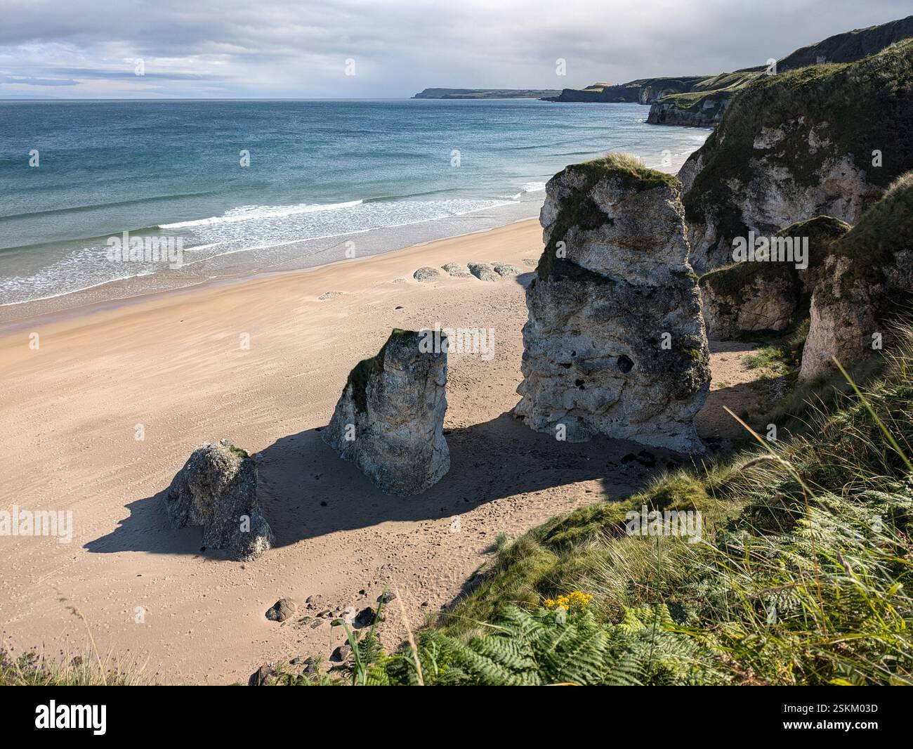 White Rocks Beach Portrush Stockfoto