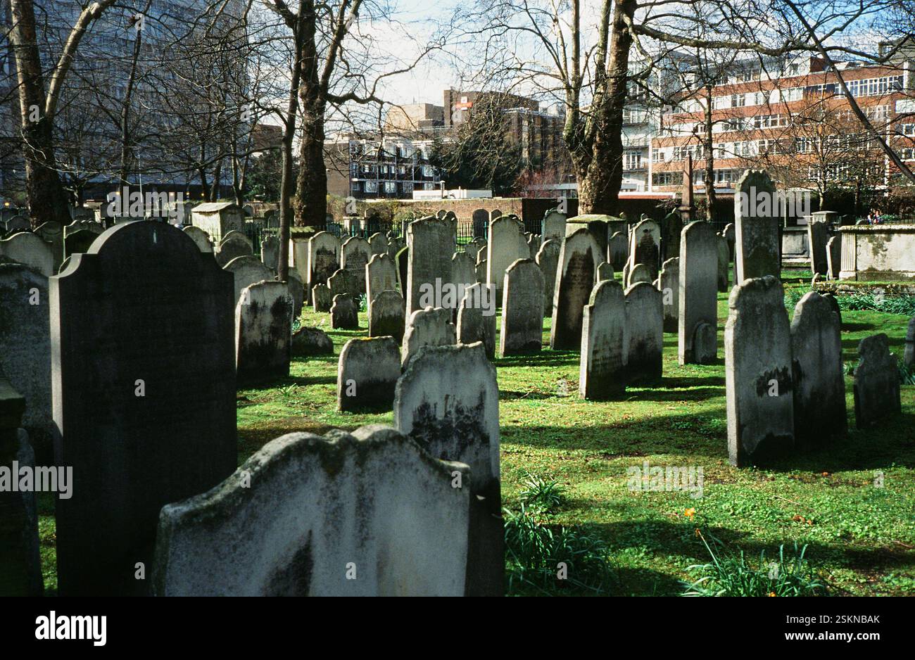 Bunhill Fields Historical Graial Ground, London UK, im Borough of Islington Stockfoto