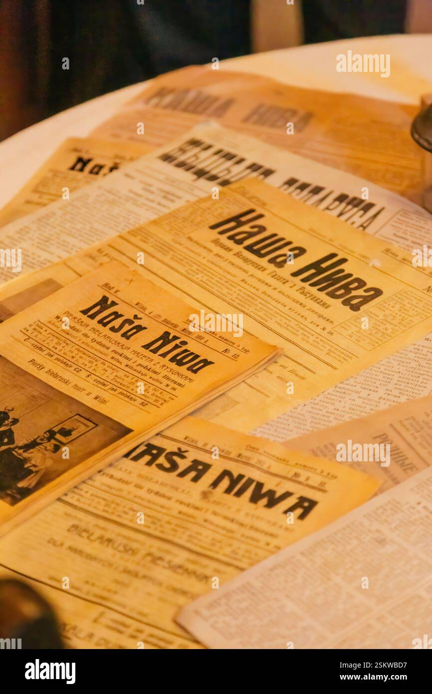 Vilnius, Litauen - 10. Februar 2025: Alte Zeitung, 1910 Jahre Nasha Niva Zeitung Ausgabe Nr. 10, gedruckt in Vilnius Stockfoto Vilnius, Litauen - 10. Februar 2025: Alte Zeitung, 1910 Jahre Nasha Niva Zeitung Ausgabe Nr. 10, gedruckt in Vilnius Stockfoto