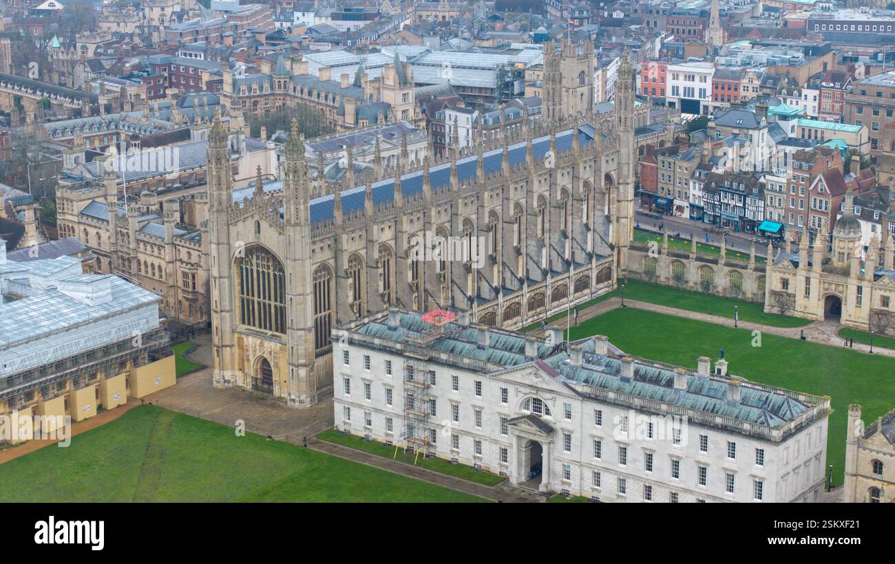 Das Bild vom 11. Februar 2025 zeigt eine allgemeine Luftaufnahme der Cambridge University Colleges einschließlich King’s College, Trinity College, St John’s College an Stockfoto