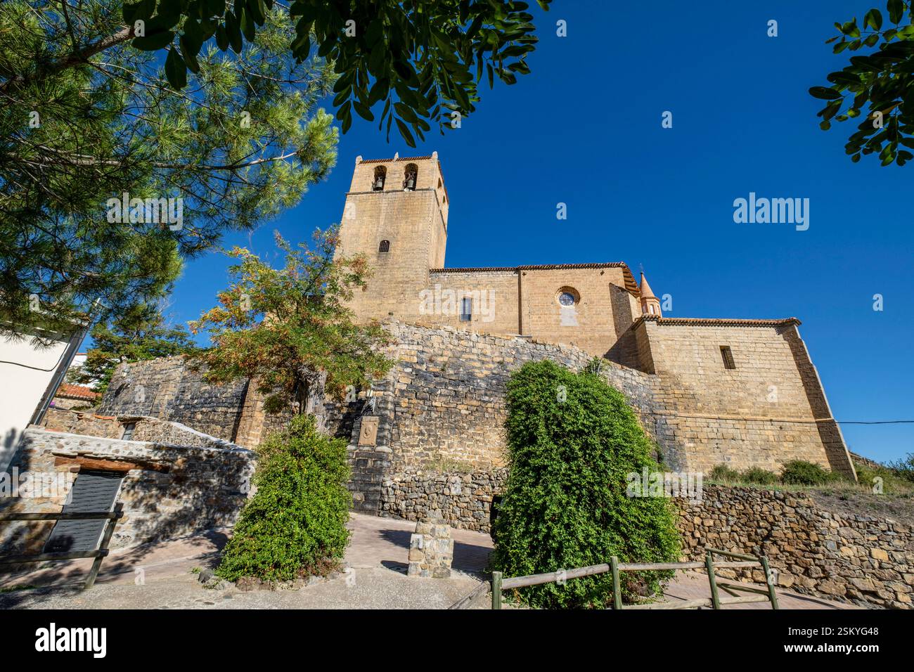 Kirche Santa Maria de la Estrella, Dorf Enciso, La Rioja, Spanien, Europa Stockfoto