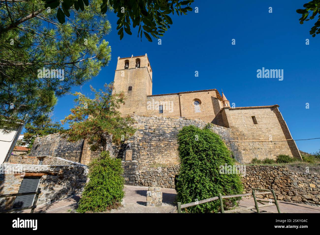 Kirche Santa Maria de la Estrella, Dorf Enciso, La Rioja, Spanien, Europa Stockfoto