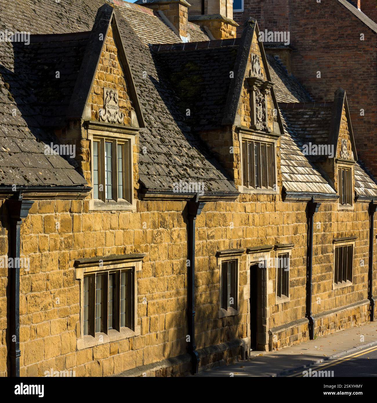 Almshäuser in Burton Street, Melton Mowbray, Leicestershire, England, Großbritannien, bekannt als „Bede Houses“ Stockfoto