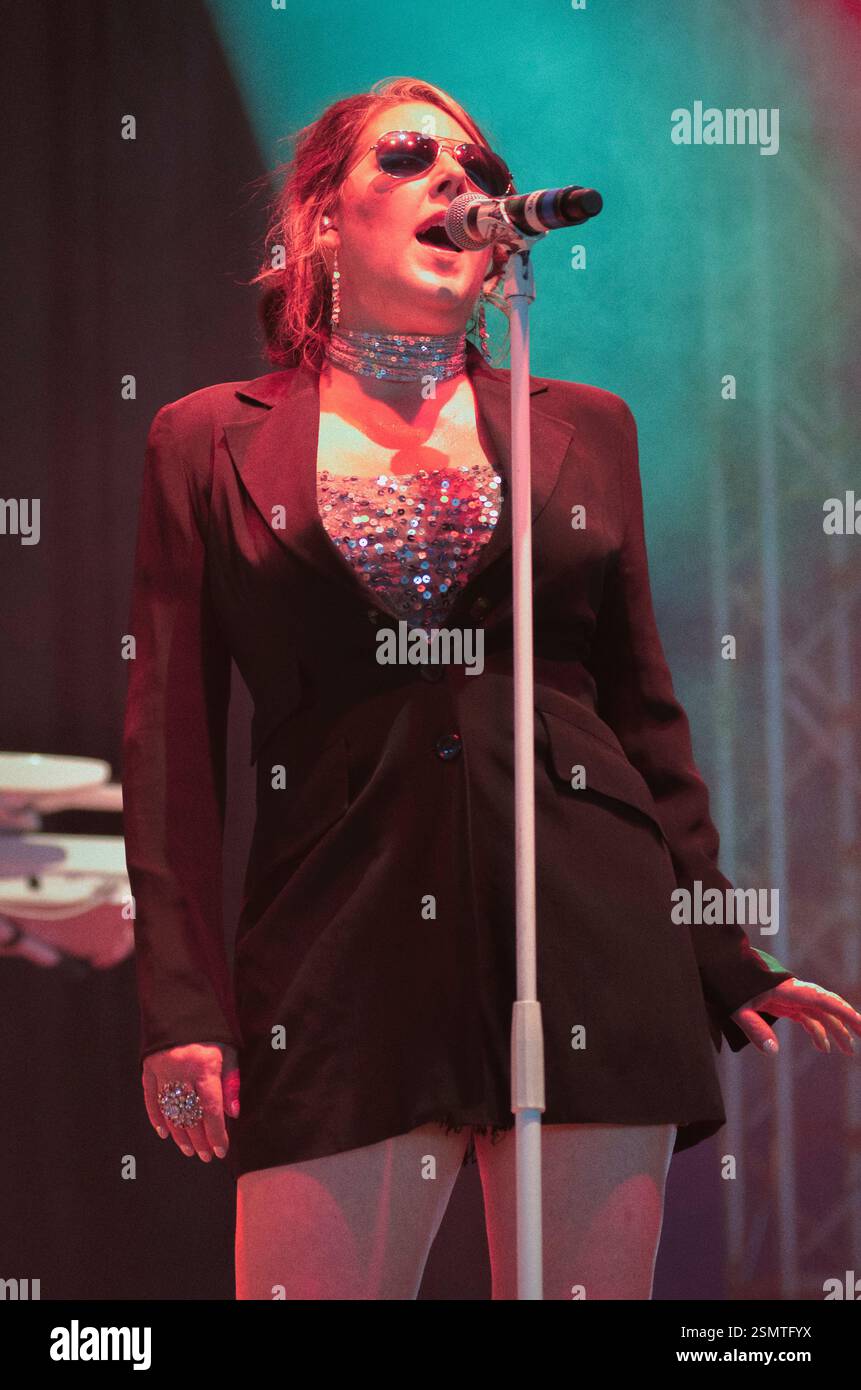 Joanne Catherall - The Human League, V2014, Hylands Park, Chelmsford, Essex, Großbritannien - 16. August 2014 Stockfoto
