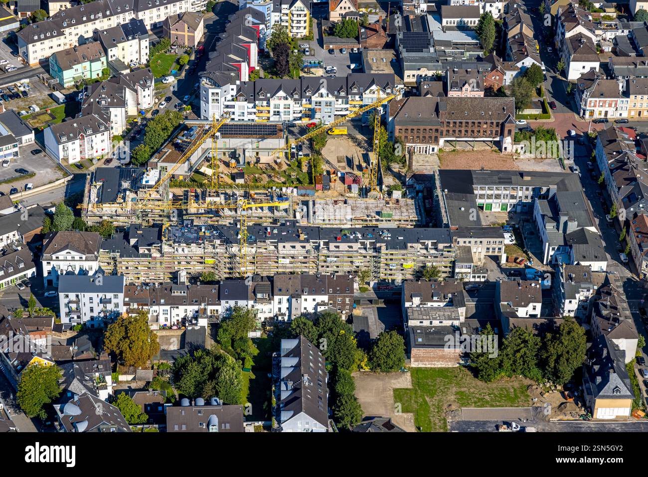 Luftaufnahme, große Baustelle für Wohngebäude an der Sternbergstraße auf dem ehemaligen Wittkopp- und Berninghaus-Betriebsgelände, Neubau für Stockfoto