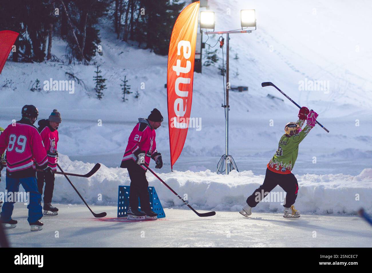 Pipolatka Eishockeyturnier, Ruka, Januar 2025 Stockfoto