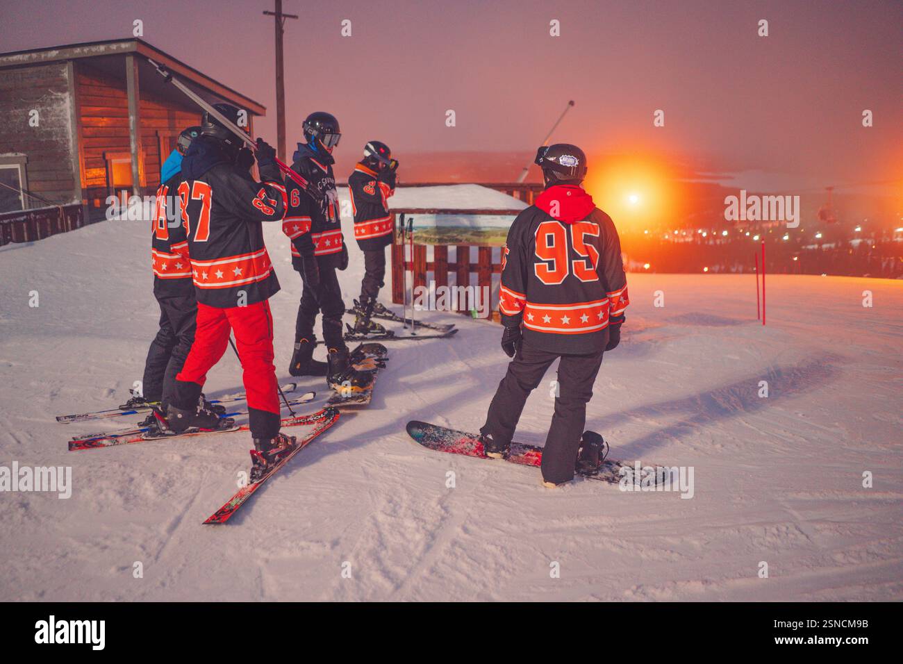 Pipolatka Eishockeyturnier, Ruka, Januar 2025 Stockfoto