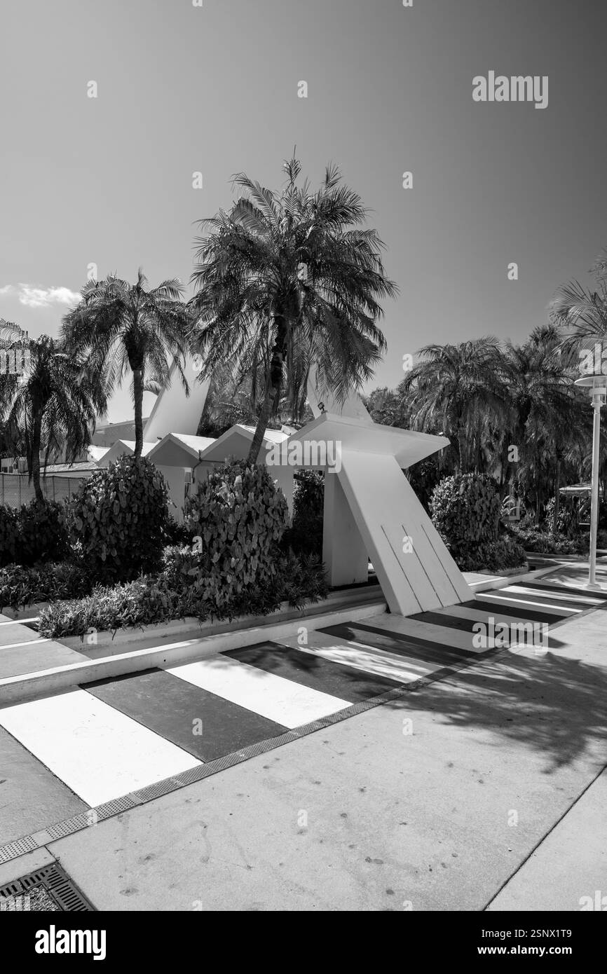Vintage Miami Beach Szene Lincoln Road schwarz-weiß Stockfoto