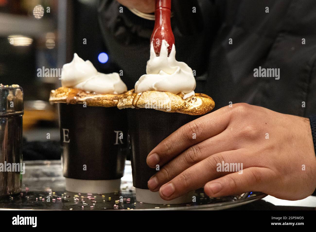 Roe's Limited Edition heiße Schokolade, Canary Wharf, London, England Stockfoto