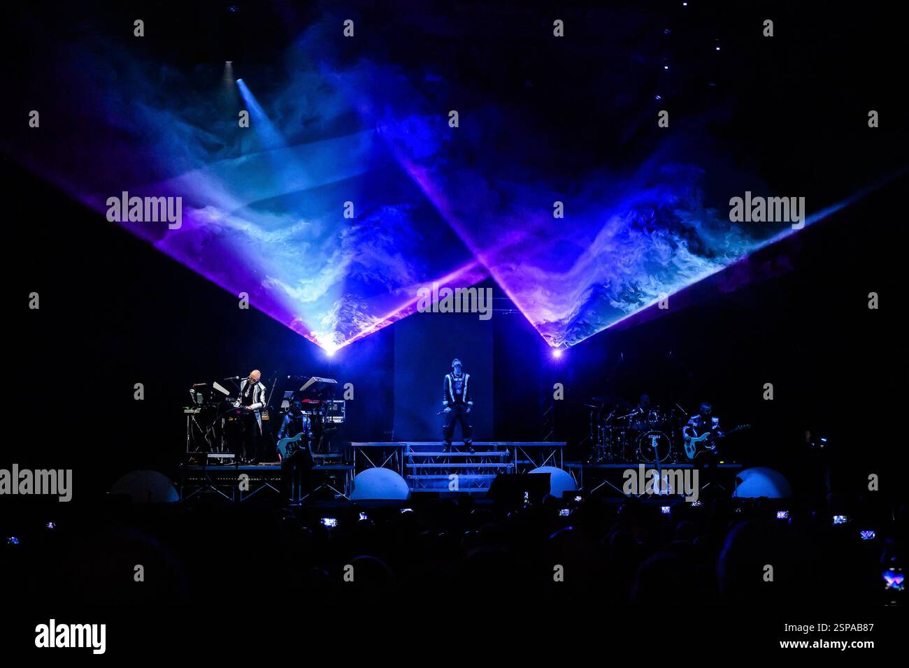 Die Rockets während der Final Frontier Tour 2025 im Auditorium Parco della Musica am 13. Februar 2025 in Rom. Quelle: Domenico Cippitelli/Alamy Live News Stockfoto
