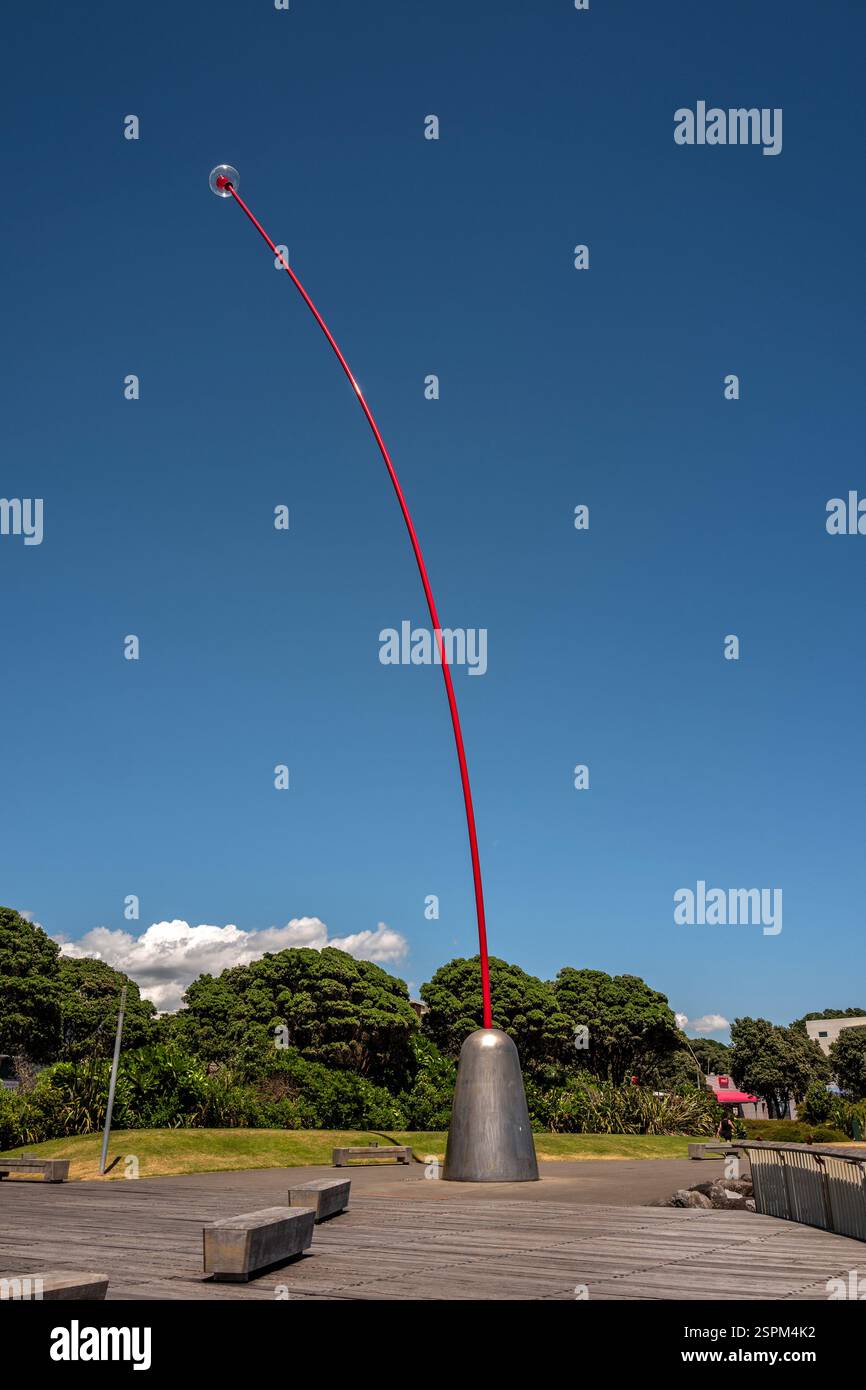 New Plymouth, 22. Januar 2025: Die Windwand-Skulptur Stockfoto