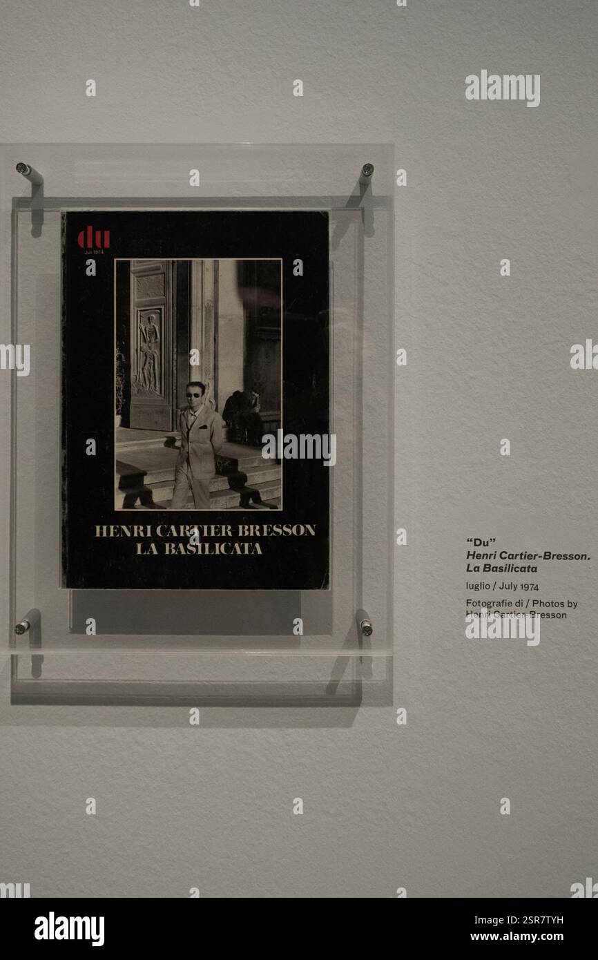 Italien, Turin, 13. Februar 2025. KAMERA - Centro Italiano per la Fotografia präsentiert die Ausstellung „Henri Cartier-Bresson e l’Italia“, eine unveröffentlichte Geschichte, signiert von H.C.B. über die Geschichte des italienischen Landkreises von 1932 bis 1973. Das letzte Mal in Italien Anfang der 70er Jahre Stockfoto