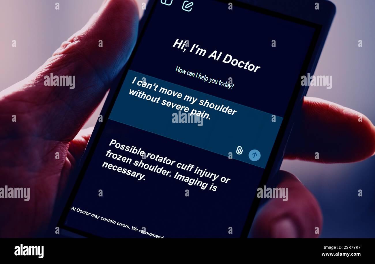 Auf künstlicher Intelligenz basierende Mobile App für das Gesundheitswesen Ich kann meine Schulter nicht ohne starke Schmerzen bewegen. Mögliche Verletzung der Rotatorenmanschette oder gefrorene Schulter. Ima Stockfoto