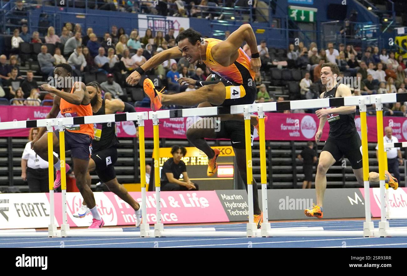 Rafael Pereira gewinnt die 60-m-Hürden der Männer während des Keely ...