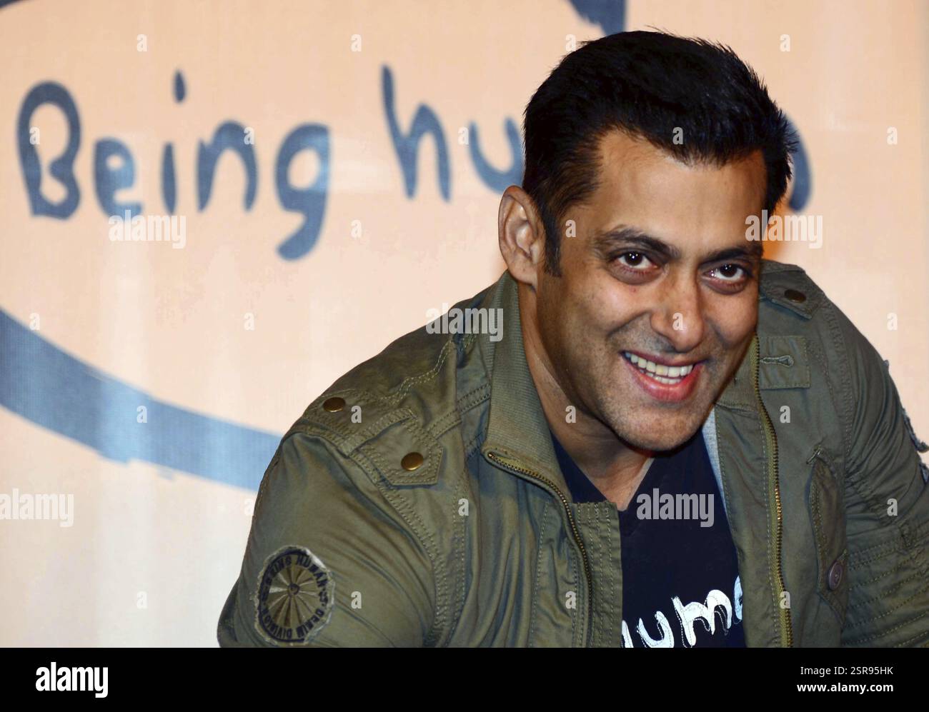 Bollywood-Schauspieler Salman Khan auf einer Pressekonferenz, die Markteinführung seiner "Being Human" Flagship-Store in Mumbai bekannt Stockfoto