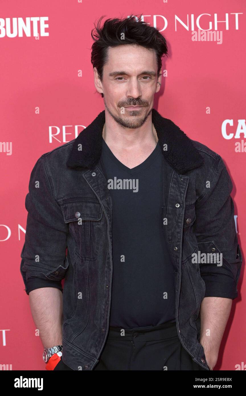 Philipp Christopher bei der Roten Nacht von Campari & Bunte während der Berlinale 2025 im Fredericks. Berlin, 14.02.2025 *** Philipp Christopher bei der Roten Nacht von Campari Bunte während der Berlinale 2025 bei Fredericks Berlin, 14 02 2025 Foto:XC.xNiehausx/xFuturexImagex red Night 5294 Stockfoto