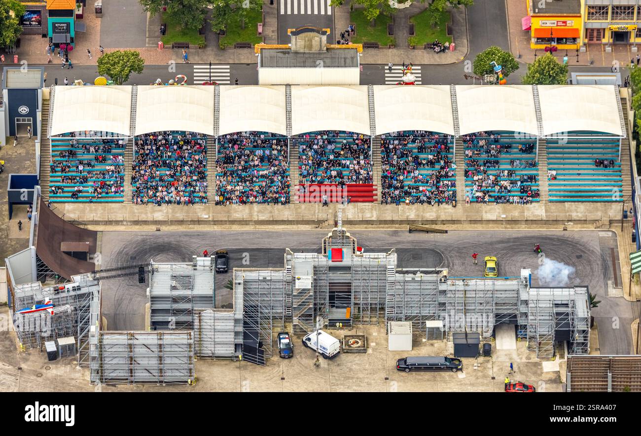 Luftaufnahme, Movie Park Germany Freizeitpark, Vergnügungspark zum Thema Film, Operation Red Carpet - The Stunt Show, mit Bühne und Tribüne, Kir Stockfoto