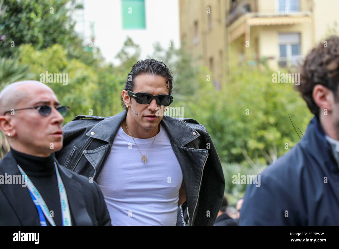 Musikkonzert - VILLA NOBEL - SANREMO 2025 - GLI OSPITI DEL 13/02 achille lauro Gäste der Villa Nobel in Sanremo während der VILLA NOBEL - SANREMO 2025 - GLI OSPITI DEL 13/02, Musikkonzert in SANREMO, Italien, 13. Februar 2025 SANREMO Italien Copyright: XRenataxRoattinox/xLiveMediax LPM 1731899 Stockfoto