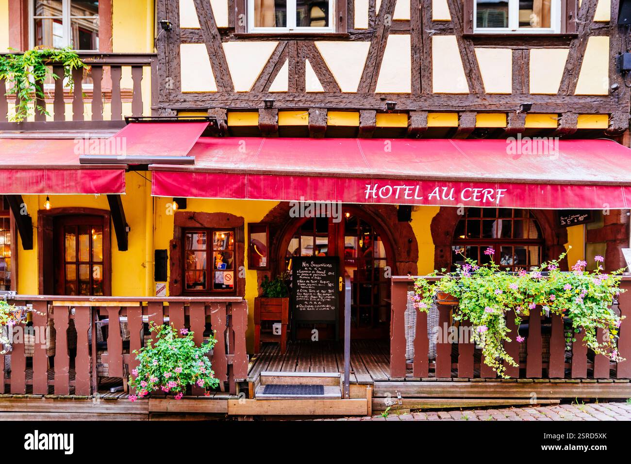 Fachwerkhäuser. Riquewihr, Sainte-Marie-aux-Mines, Colmar-Ribeauvillé, Haut-Rhin, Grand Est, Frankreich, Europa Stockfoto Fachwerkhäuser. Riquewihr, Sainte-Marie-aux-Mines, Colmar-Ribeauvillé, Haut-Rhin, Grand Est, Frankreich, Europa Stockfoto