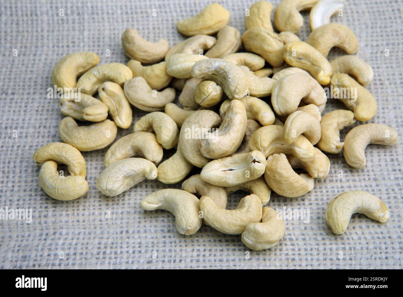 Trocken geröstet gesalzen geschält Cashew-Nüssen Stockfoto