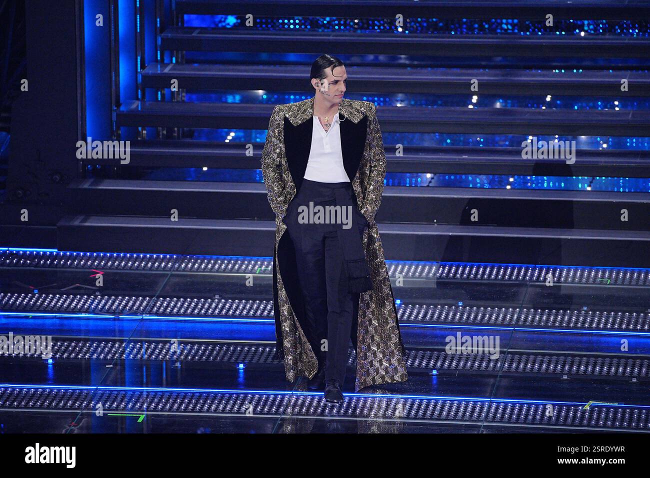 Sanremo, Italien. Februar 2025. Achille Lauro während des letzten Abends der 75. Ausgabe des Sanremo Italian Song Festivals im Ariston Theatre in Sanremo, Norditalien - Samstag, 15. Februar 2025. Unterhaltung. (Foto: Marco Alpozzi/LaPresse) Credit: LaPresse/Alamy Live News Stockfoto