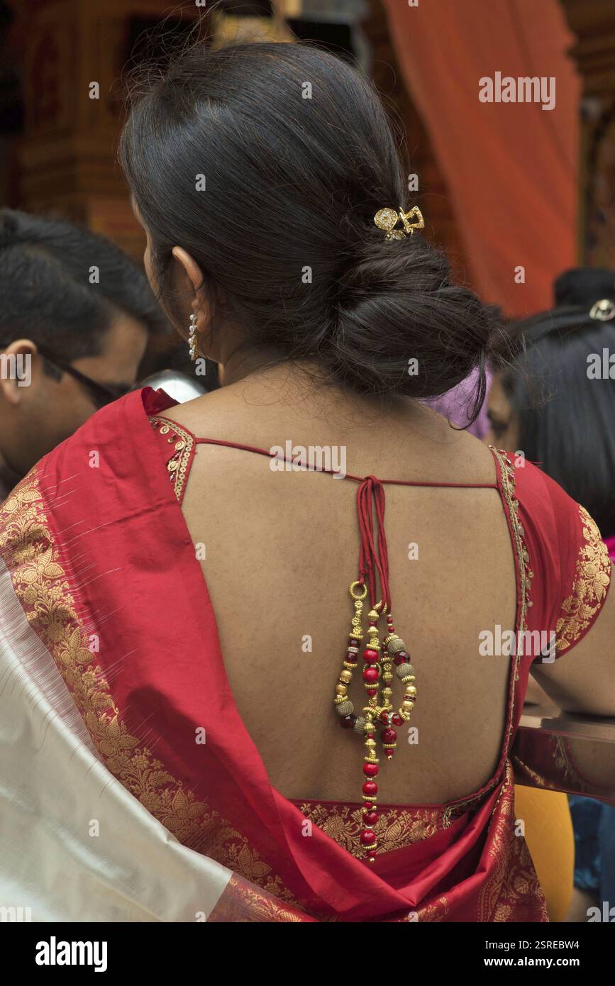 Rückenloses Choli mit Saree, Pune, Maharashtra, Indien, Asien Stockfoto