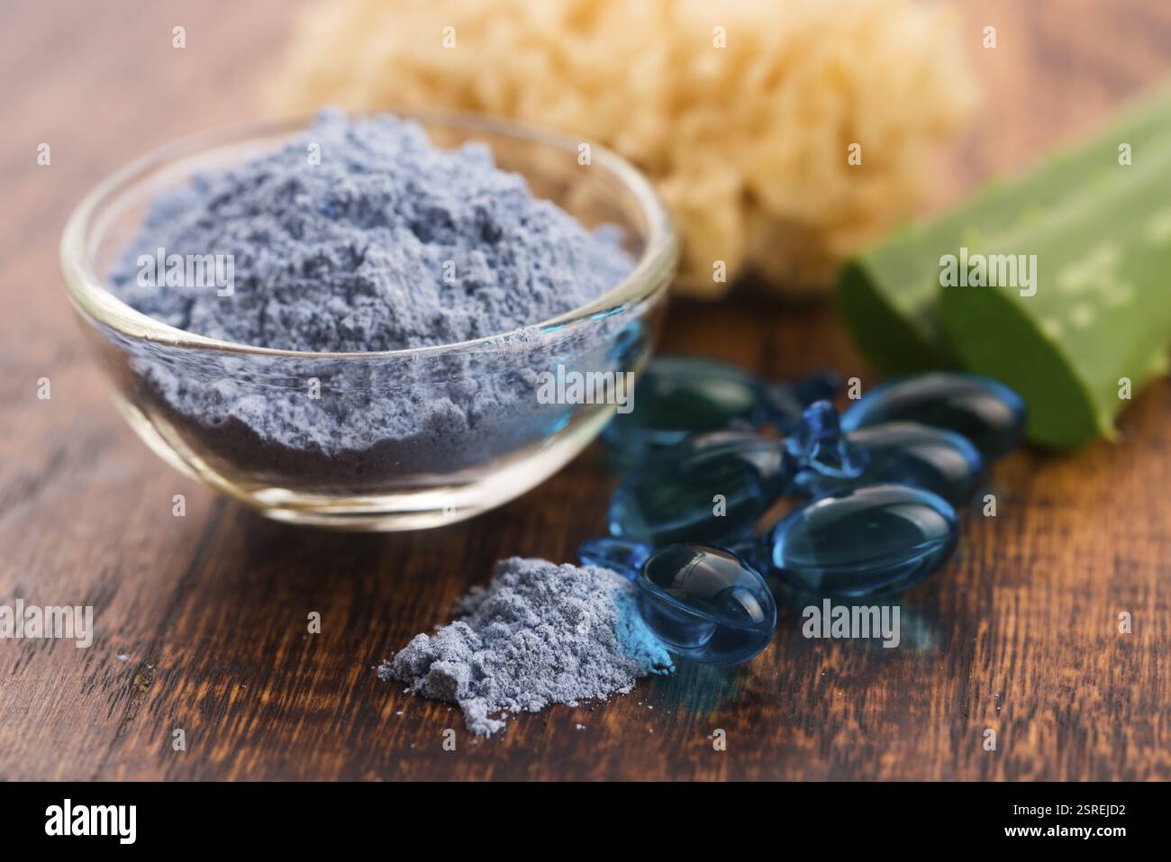 Blau Clay Mask mit Serum Kapseln Stockfoto