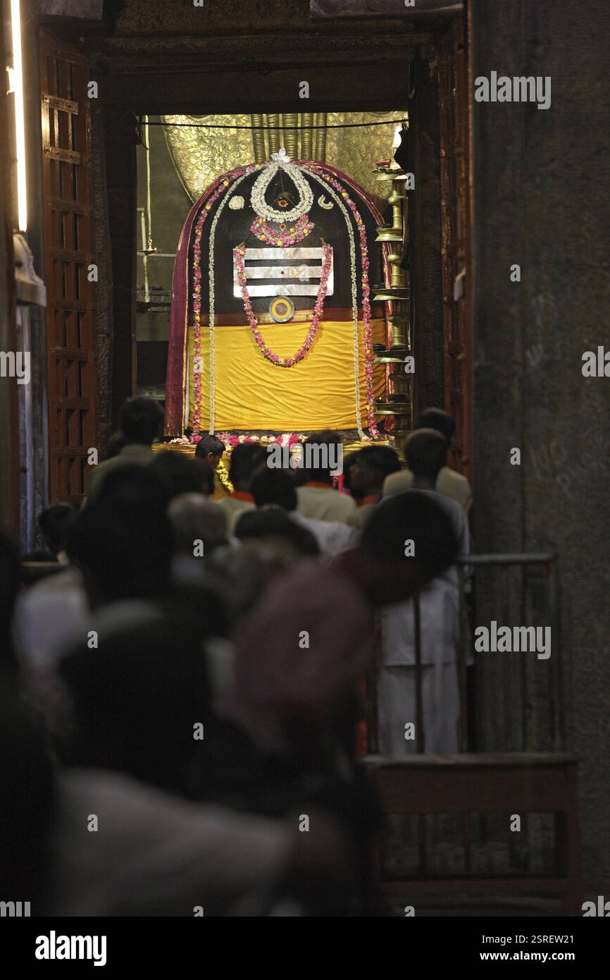 Riesige Shivlinga der Brihadishwara-Tempel Vishwakarma Tamilnadu Indien Stockfoto