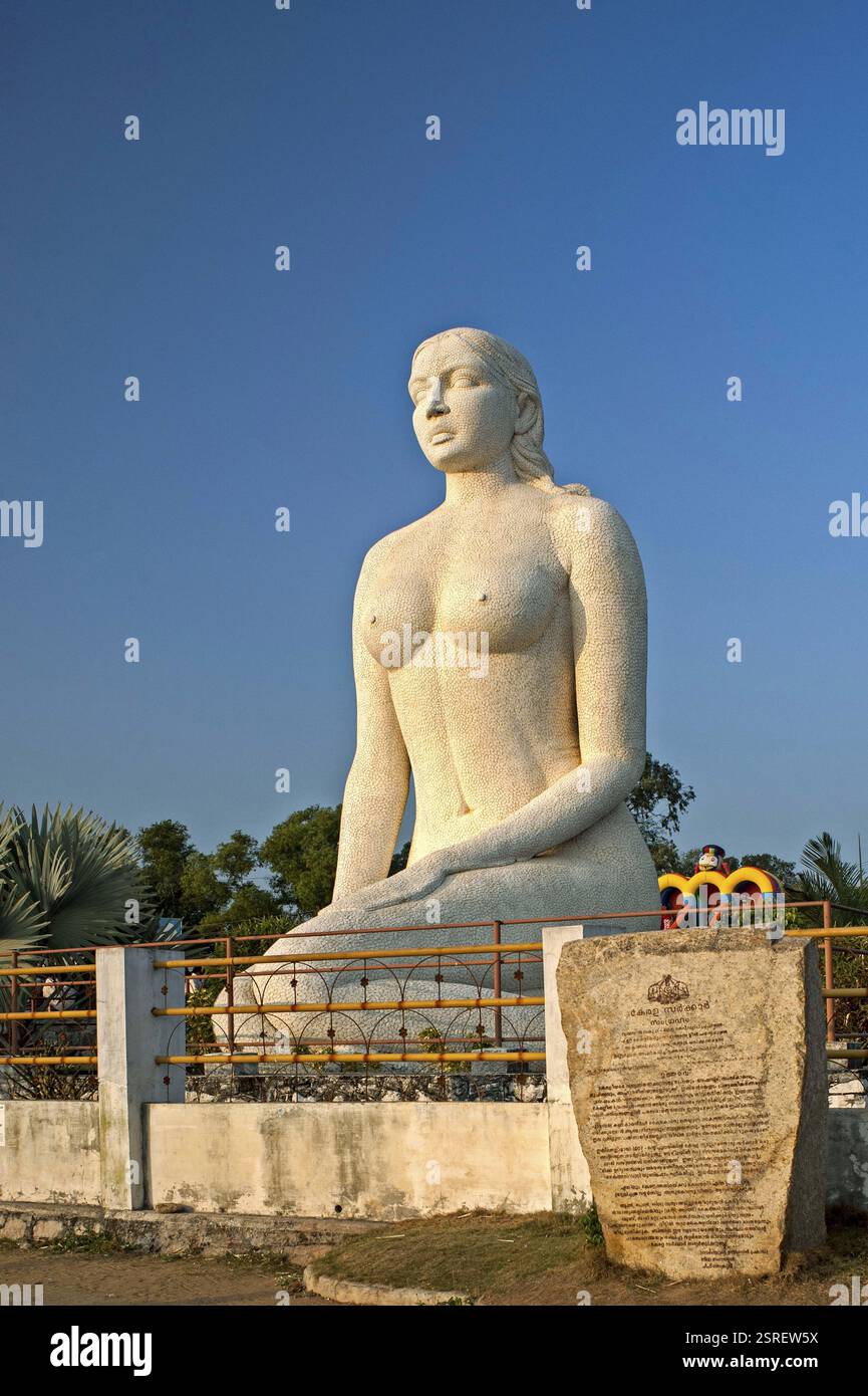 Meerjungfrauenstatue, Mahatma Gandhi Park, Kollam Beach, Kerala, Indien, Asien Stockfoto