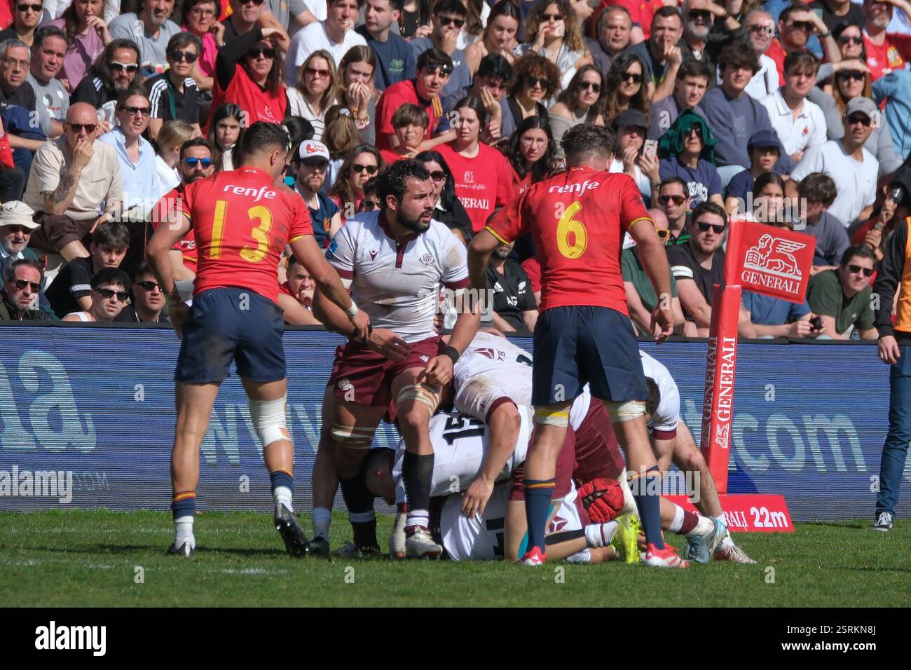 Spieler von Georgien während des Rugby-Europameisterschaftsspiels zwischen Spanien und Georgien am 16. Februar 2025 im Estadio Central UCM in Madrid. Stockfoto