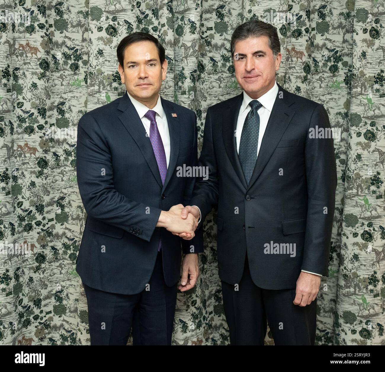 Außenminister Marco Rubio trifft am 15. Februar 2025 in München mit dem Präsidenten der Region Kurdistan Nechirvan Barzani zusammen. (Offizielles Foto des Außenministeriums von Freddie Everett) Stockfoto