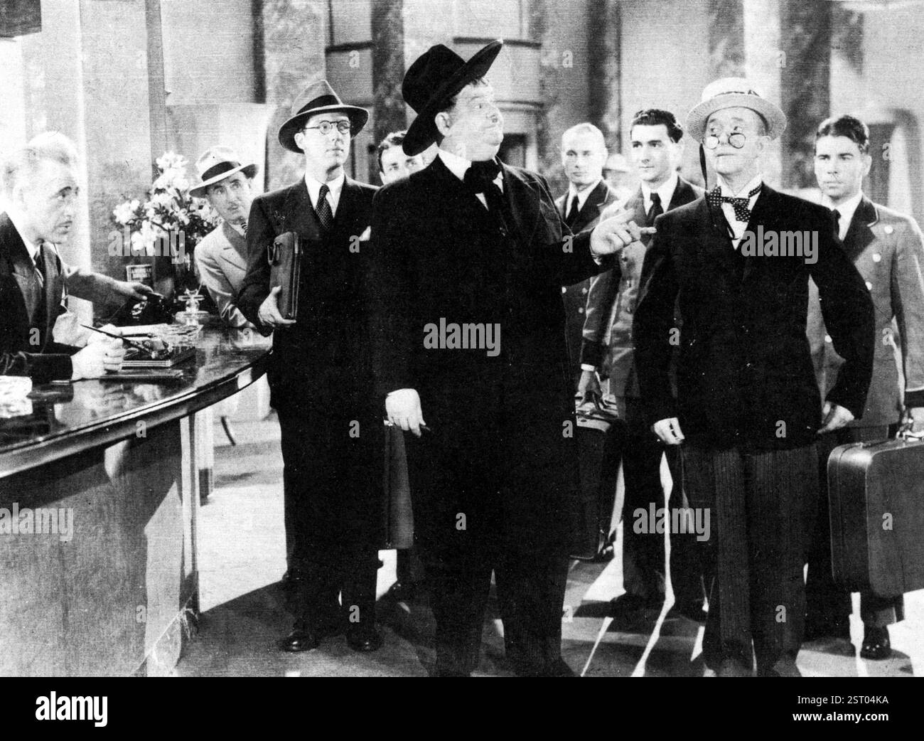 JITTERBUGS OLIVER HARDY, STAN LAUREL JITTERBUGS Datum: 1943 Stockfoto