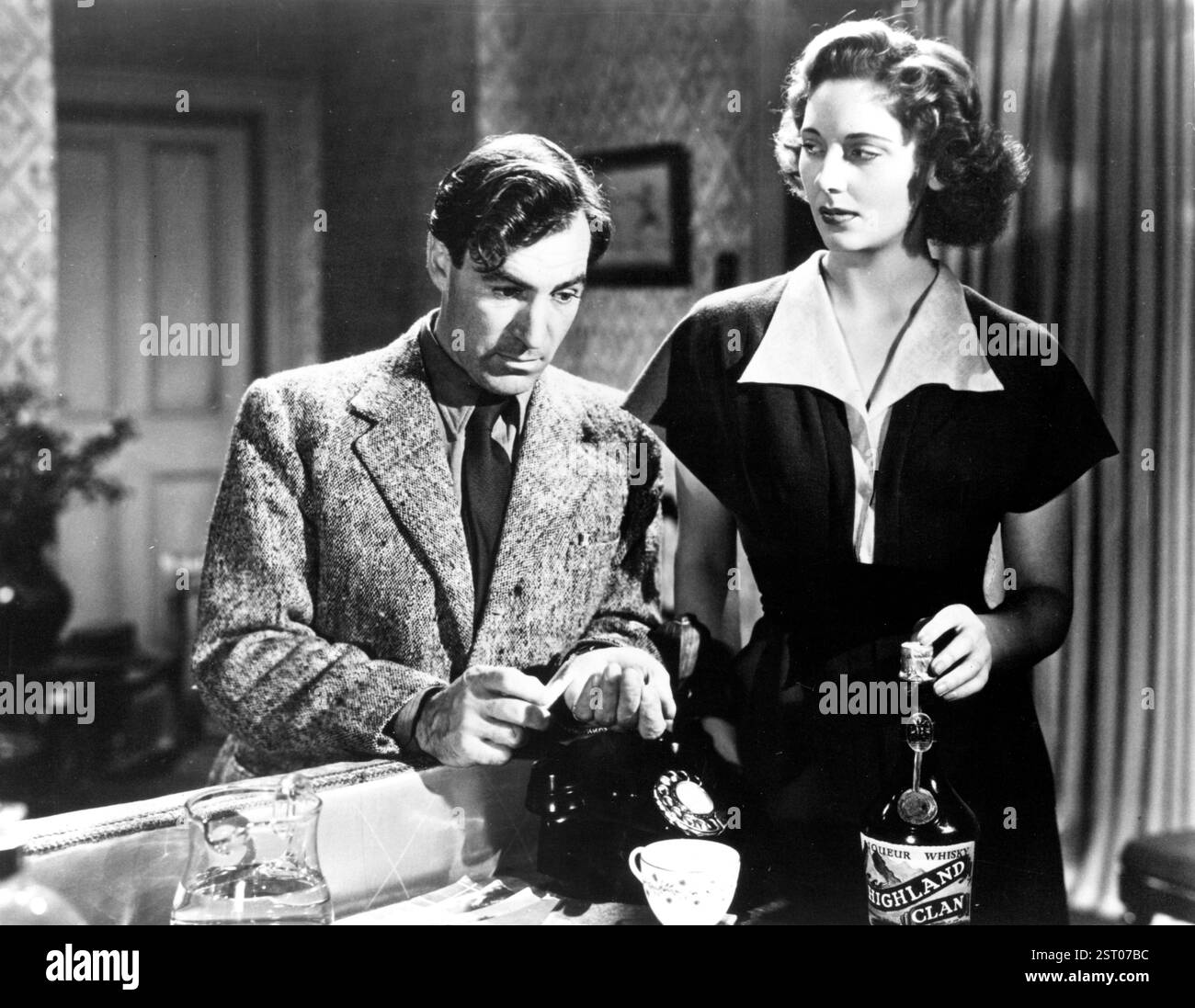 Die KLEINE HINTERZIMMER [BR 1949] DAVID FARRAR, KATHLEEN BYRON Datum: 1949 Stockfoto