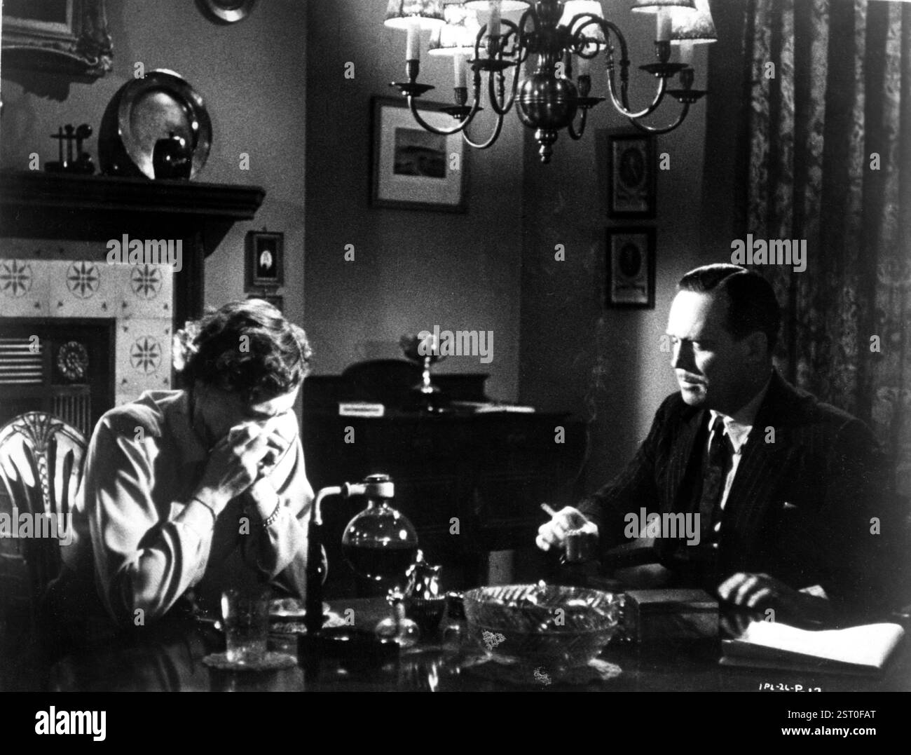 KURZE BEGEGNUNG [BR 1945] CELIA JOHNSON, CYRIL RAYMOND Datum: 1945 Stockfoto