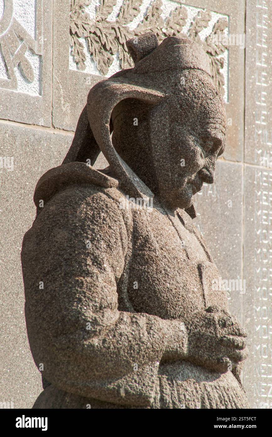 Das Kriegsdenkmal in Fouesnant, Frankreich Stockfoto