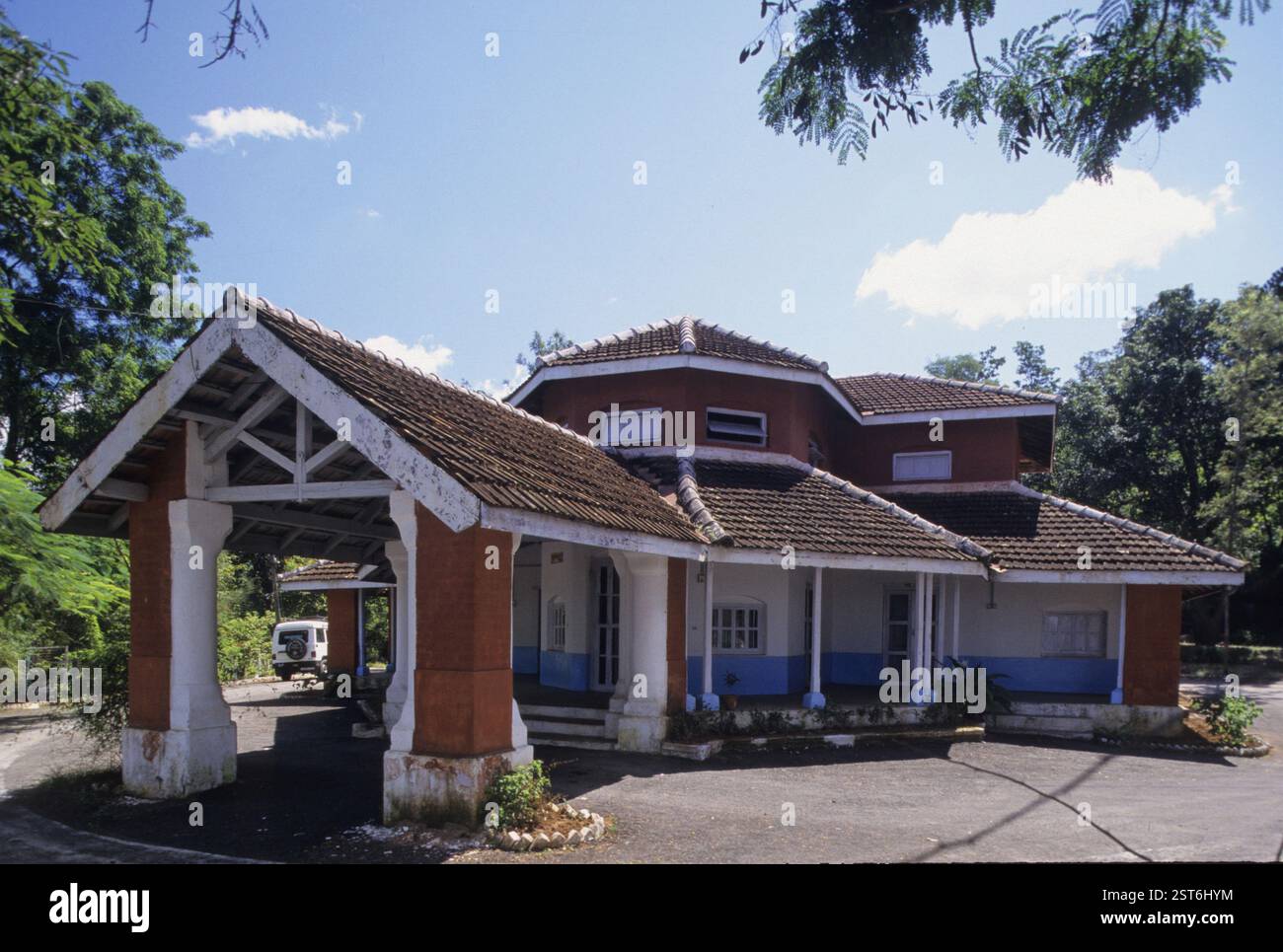 Forest Bungalow Bungalows, Keskal, Madhya Pradesh, Indien, Asien Stockfoto