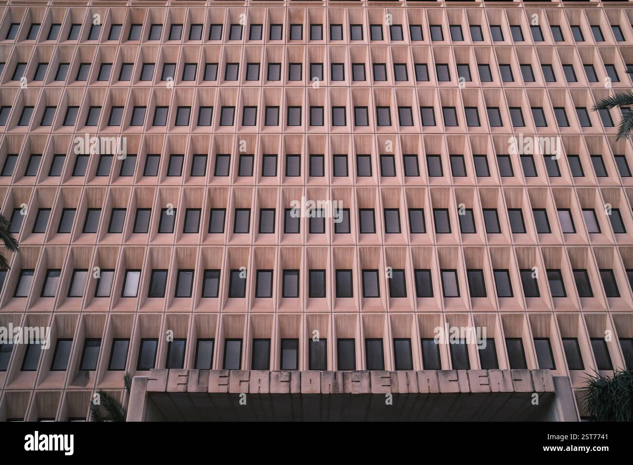 Das verlassene Hauptquartier der Schatzkammer in Malaga, Sapin, das renoviert werden soll Stockfoto Das verlassene Hauptquartier der Schatzkammer in Malaga, Sapin, das renoviert werden soll Stockfoto